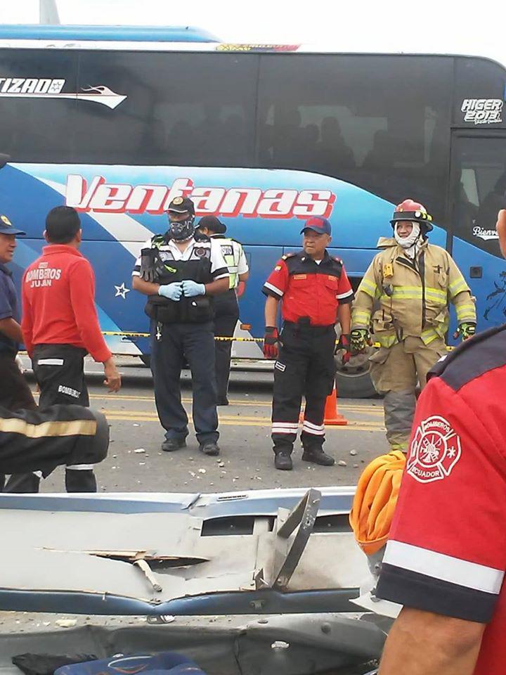 Accidente a la altura de la T de Milagro